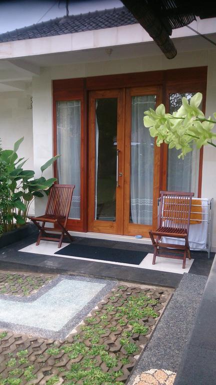 M.A Home Stay Nusa Dua  Exteriör bild