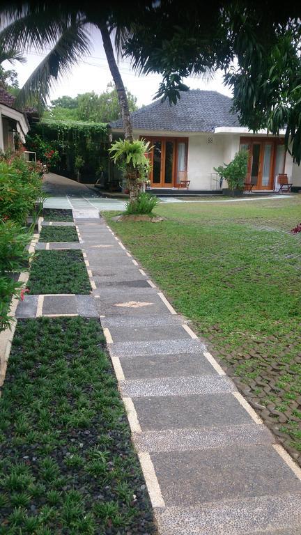 M.A Home Stay Nusa Dua  Exteriör bild